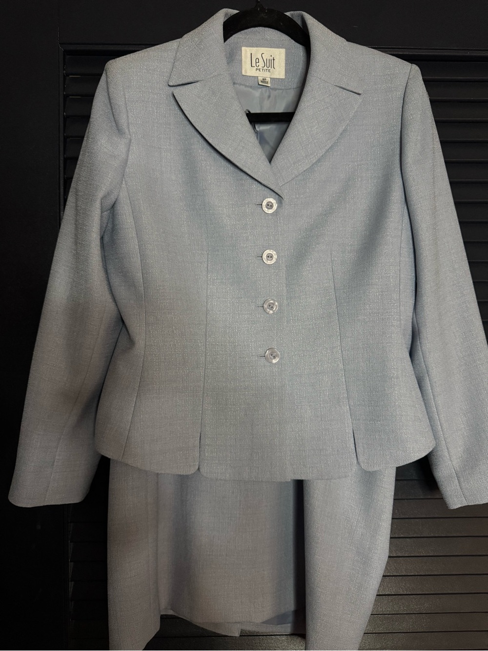 Le Suit Petite Light Blue 2-Piece Skirt Suit 8P